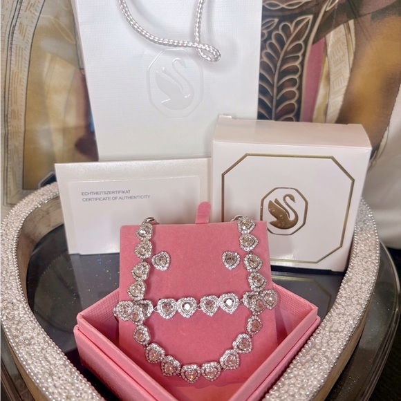 SWAROVSKI- IDEAS REGALOS BRILLANTES PARA LAS FIESTAS DE 2025 2