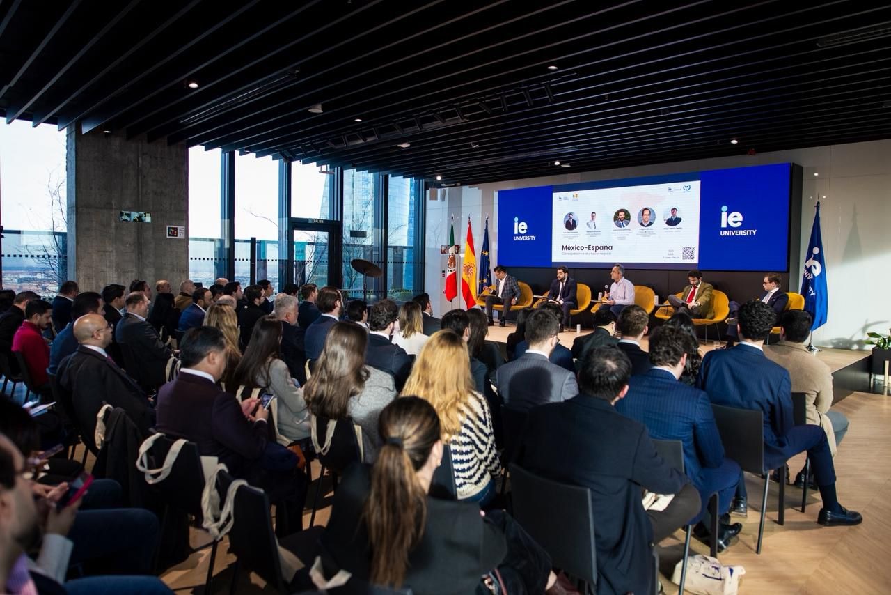 Diego García del Río y Néstor Camarillo: Claves de inversión en IE University 3