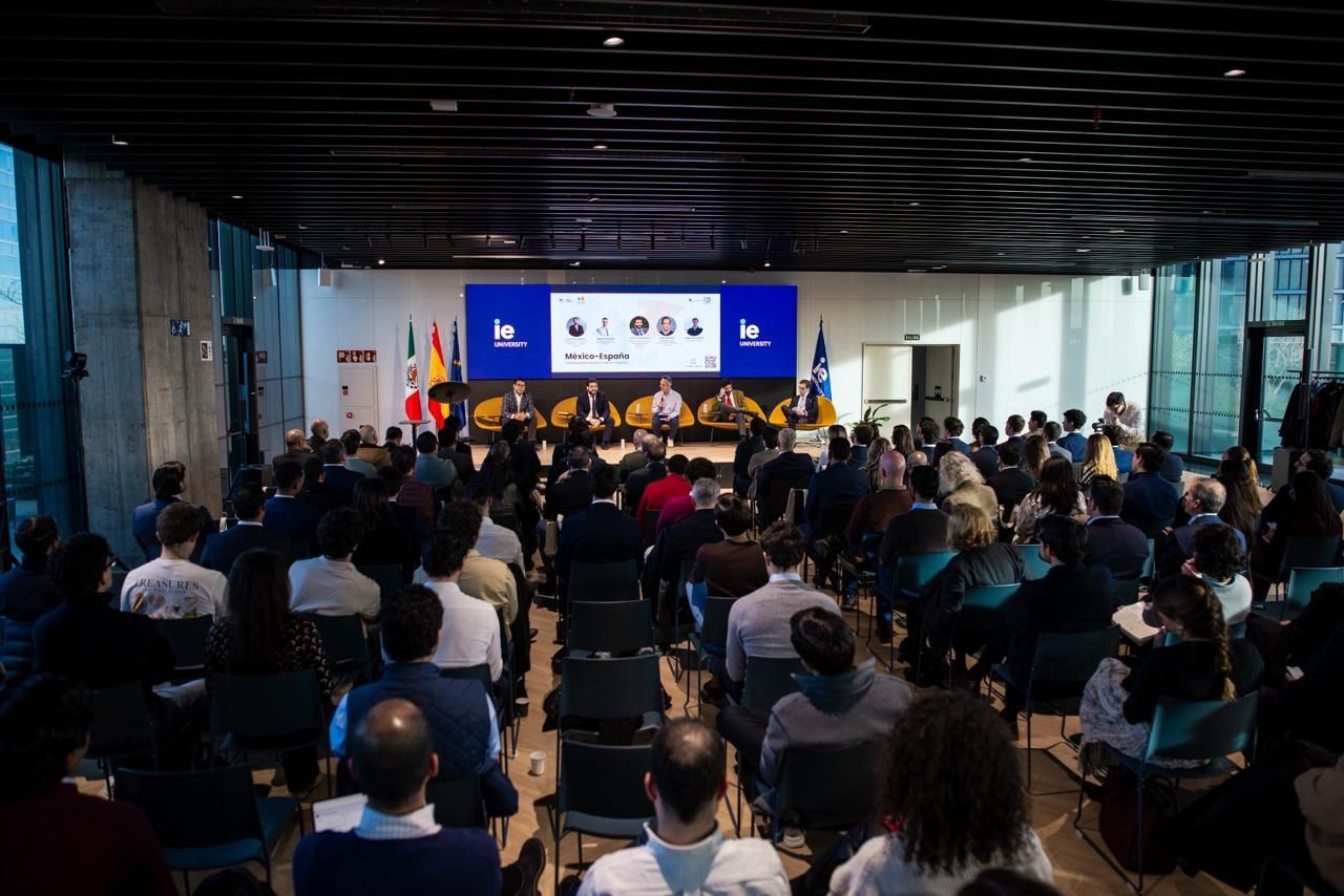 Diego García del Río y Néstor Camarillo: Claves de inversión en IE University 4